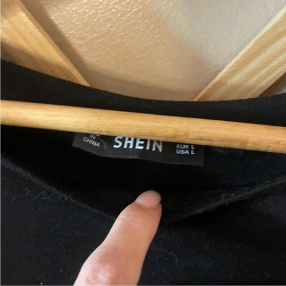 Shein black basic crop top t-shirt - Picture 5 of 7